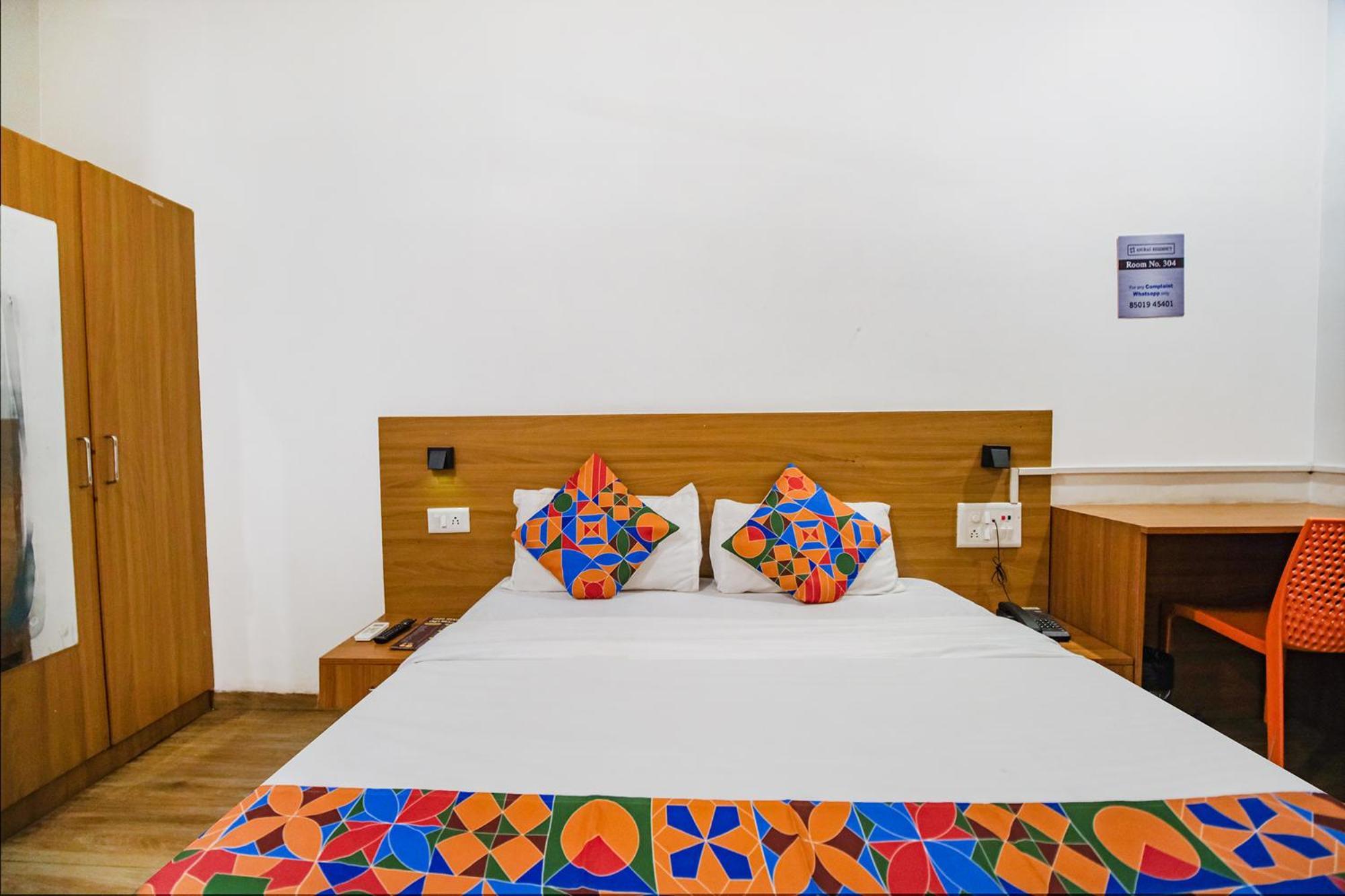 Hotel Fabexpress Anurag Residency Guwahati Exterior foto